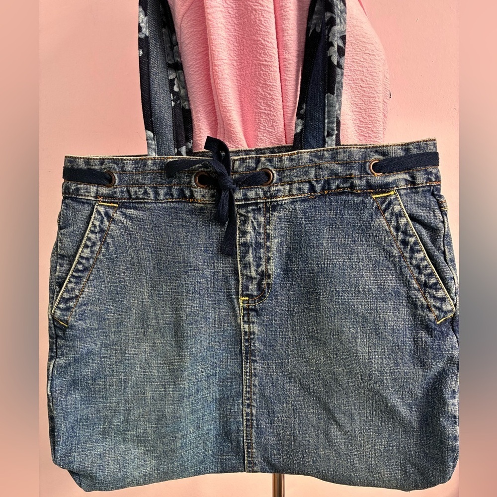 Handmade Upcycled Women’s Shoulder Bag/Tote, Faded Blue Denim, Lined